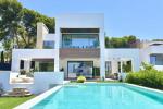 Villa Detached in Marbella - 1 - slides