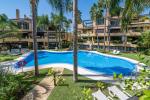 Apartamento Planta Baja en Puerto Banús - 2 - slides