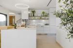 Villa Detached in The Golden Mile - 8 - slides