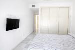Apartamento Planta Baja en Aloha - 8 - slides