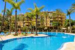 Apartamento Planta Baja en San Pedro de Alcántara - 1 - slides